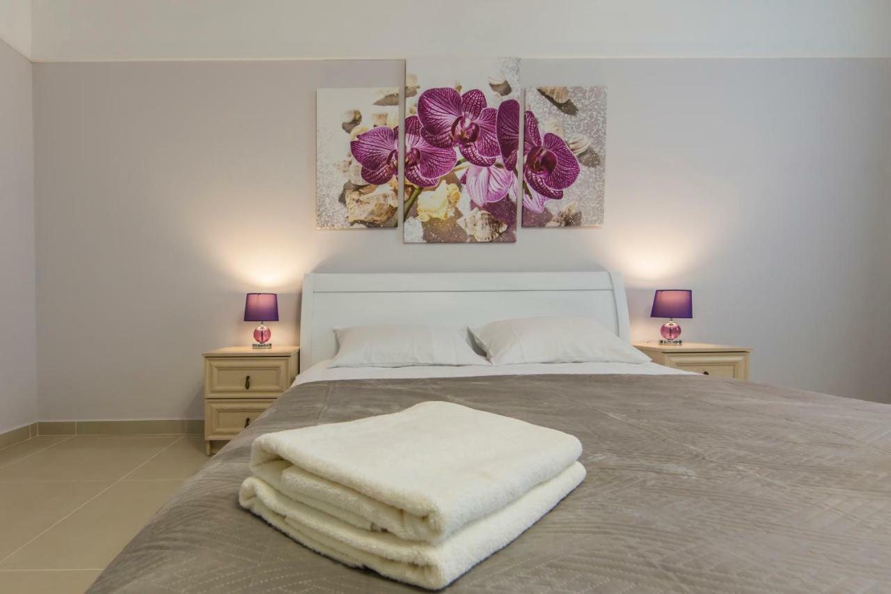 Apartments Kiev Bagian luar foto