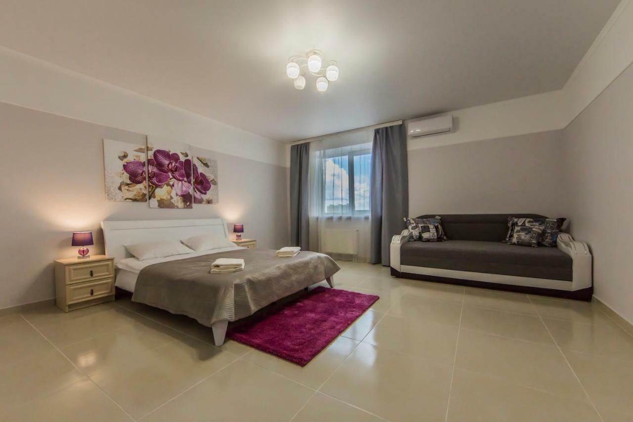 Apartments Kiev Bagian luar foto