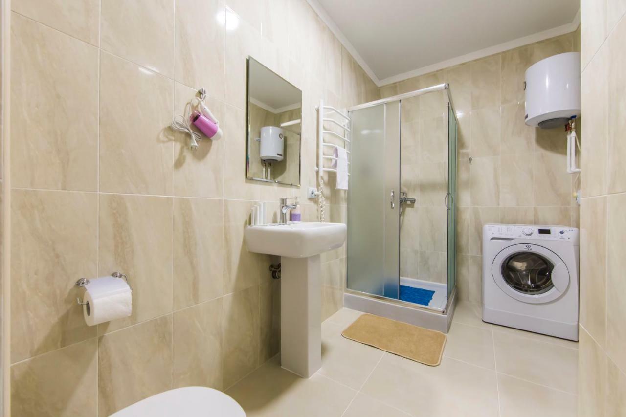 Apartments Kiev Bagian luar foto