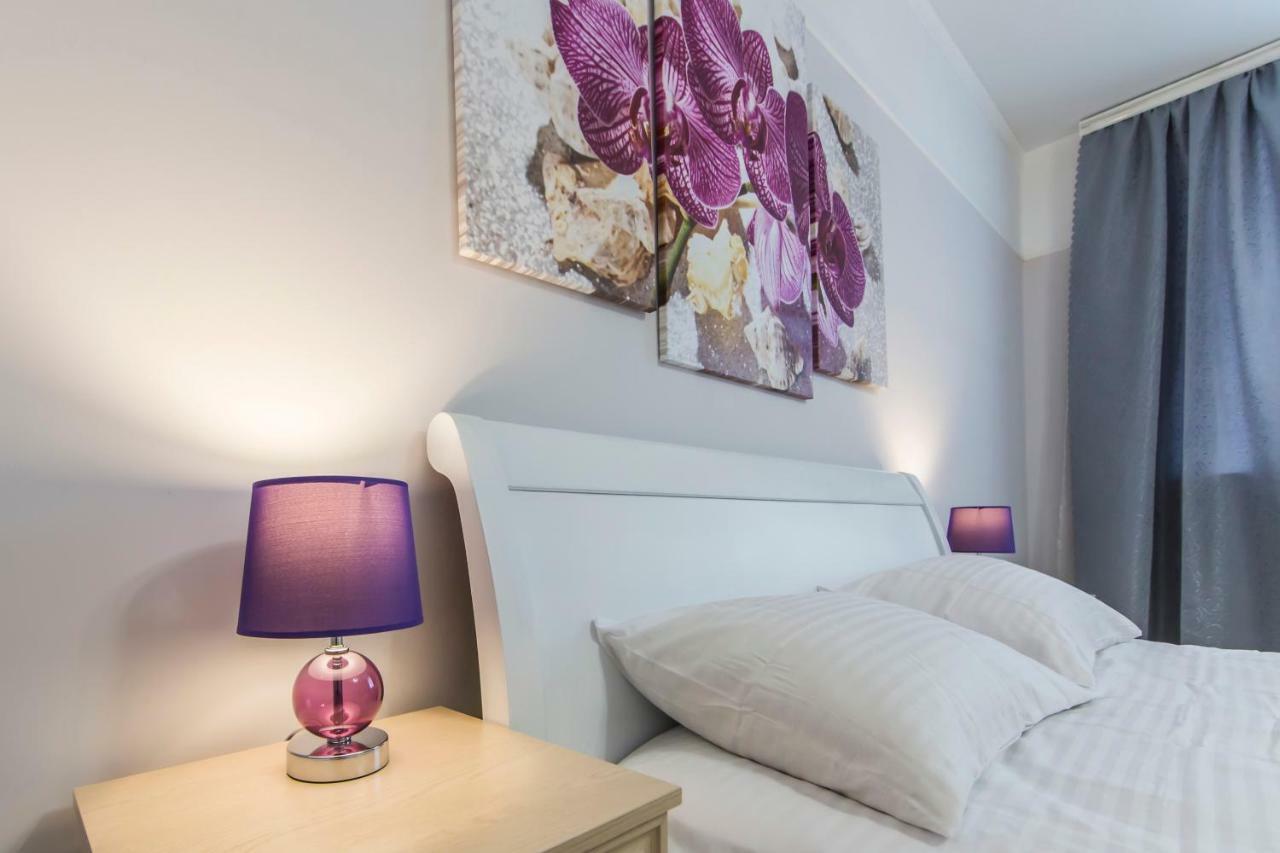 Apartments Kiev Bagian luar foto